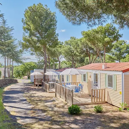 Kemp Domaine Residentiel De Plein Air Odalys La Pinede Agde