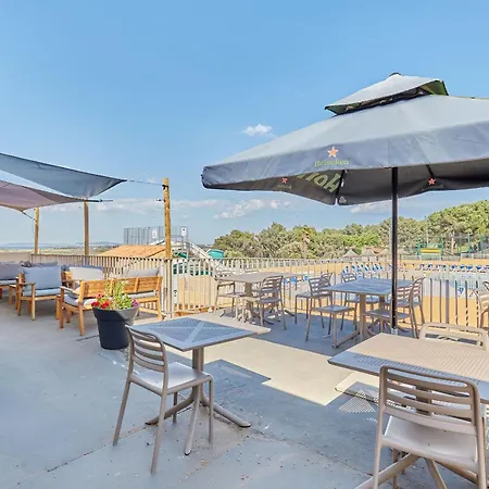 Domaine Residentiel De Plein Air Odalys La Pinede Κάμπινγκ 3*