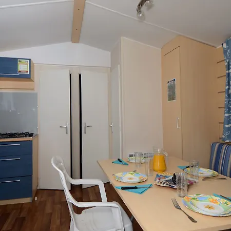 Camping Domaine Résidentiel De Plein Air Odalys La Pinède