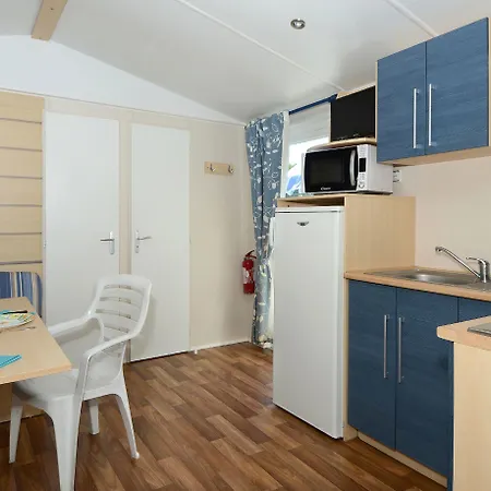 Domaine Résidentiel De Plein Air Odalys La Pinède