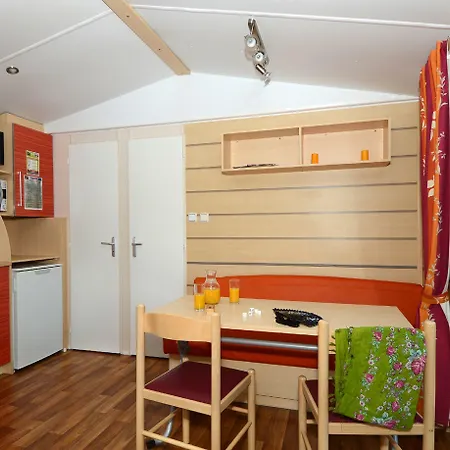 Domaine Résidentiel De Plein Air Odalys La Pinède Agde