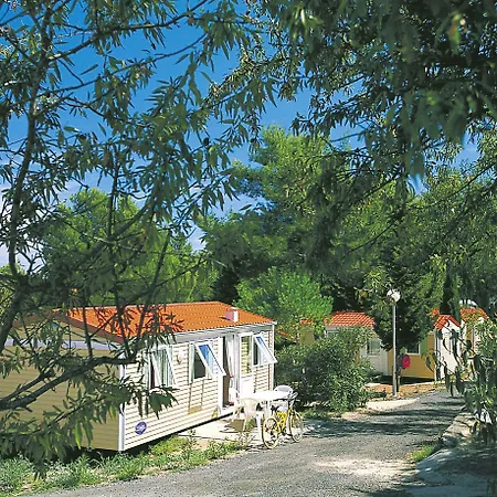 Camping Domaine Résidentiel De Plein Air Odalys La Pinède
