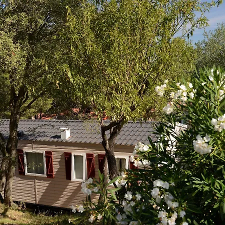 Domaine Résidentiel De Plein Air Odalys La Pinède 3* Agde