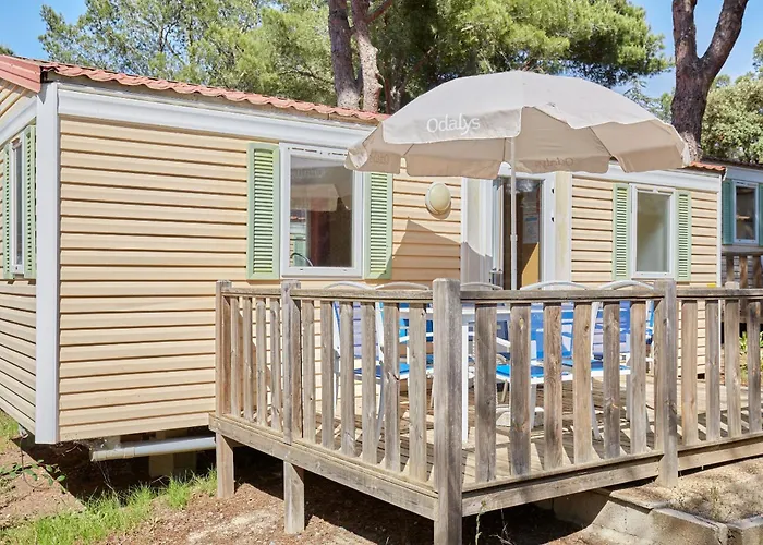 Domaine Residentiel De Plein Air Odalys La Pinede Agde