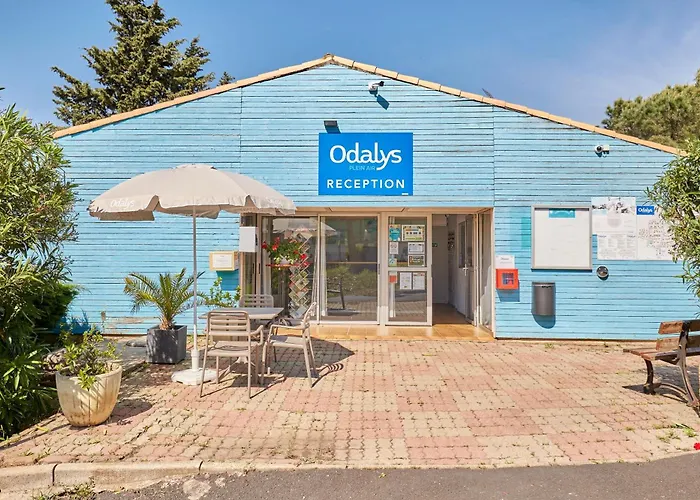Domaine Residentiel De Plein Air Odalys La Pinede 3*