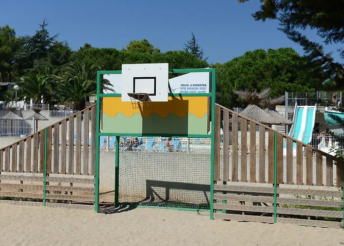 مكان تخييم Domaine Residentiel De Plein Air Odalys La Pinede
